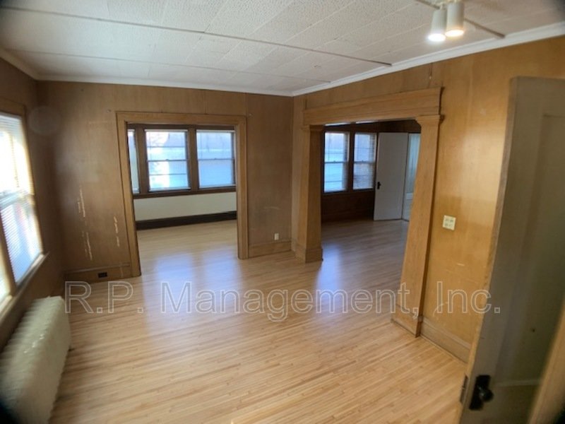 2 bedroom unit, near Lake Bde Maka Ska  Available now! property image