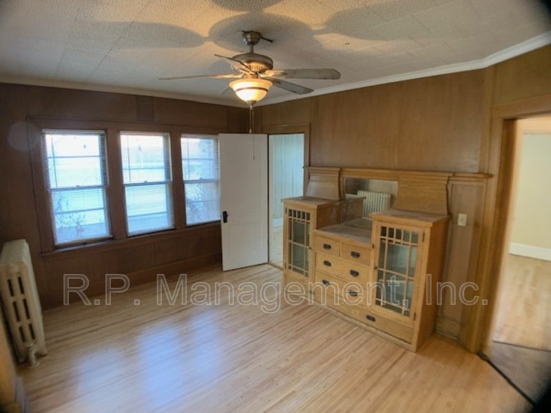 2 bedroom unit, near Lake Bde Maka Ska  Available now! property image