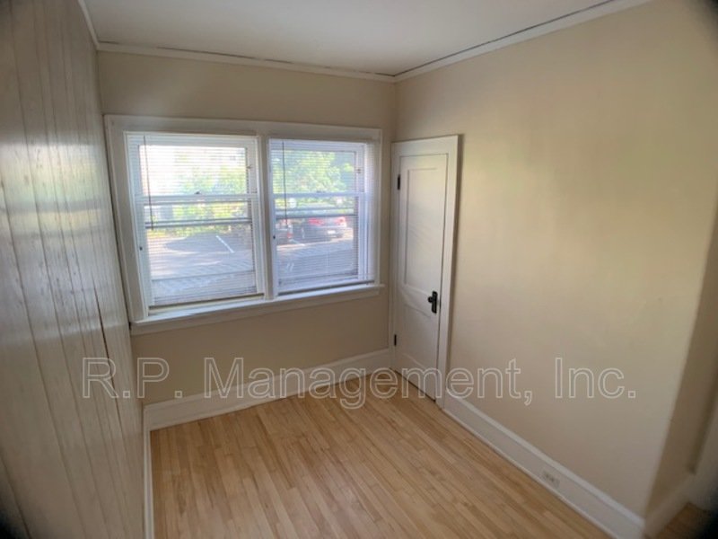 2 bedroom unit, near Lake Bde Maka Ska  Available now! property image