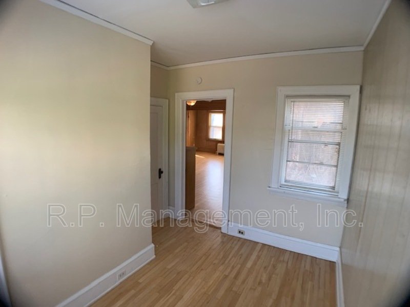 2 bedroom unit, near Lake Bde Maka Ska  Available now! property image