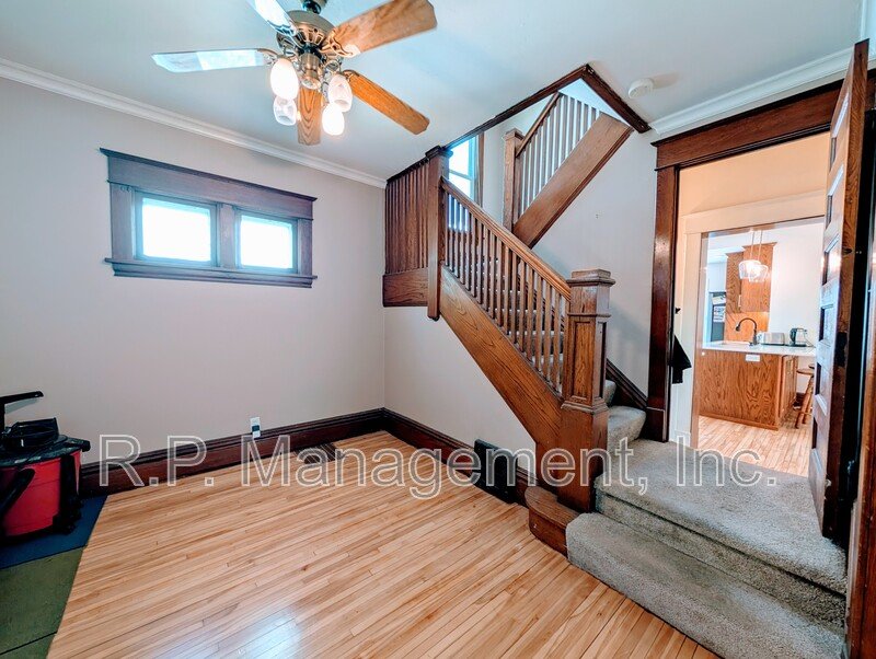 Nicely updated 3bdrm 2bath home. property image