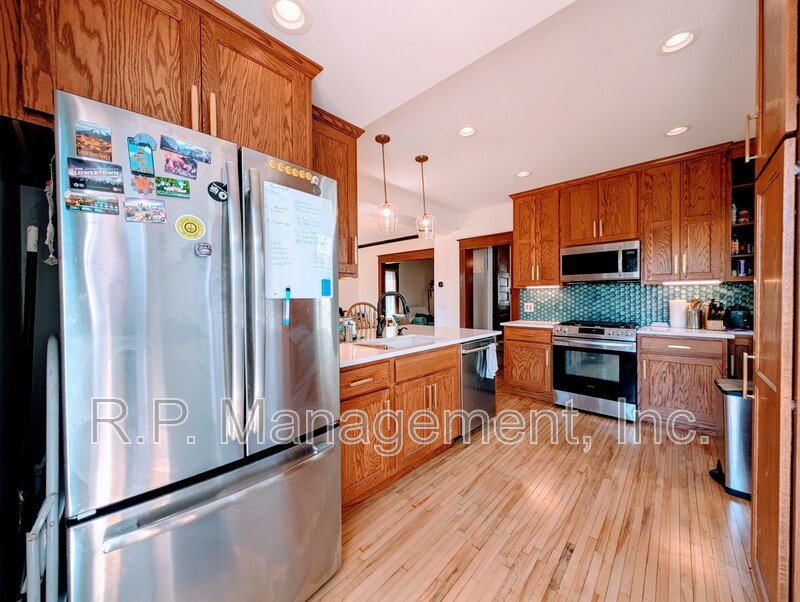 Nicely updated 3bdrm 2bath home. property image