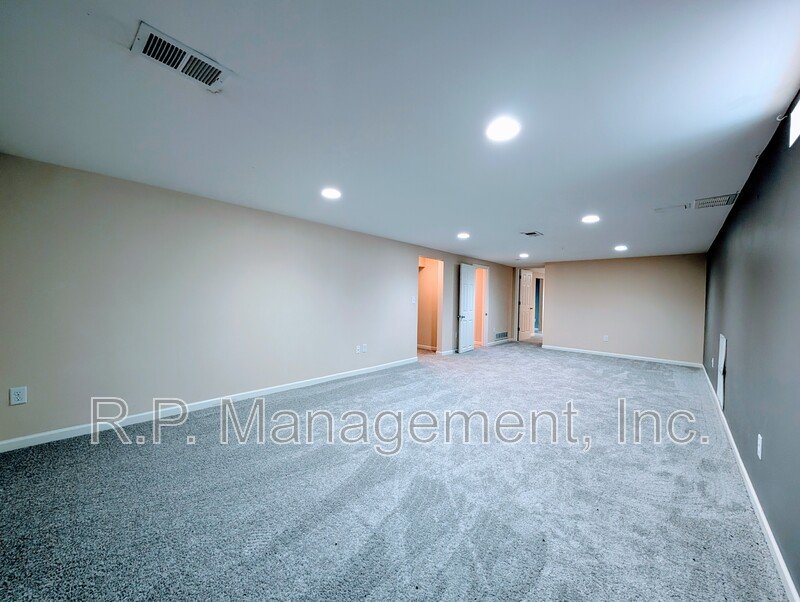 Well maintained updated home 1 block from Osseo middle school . property image