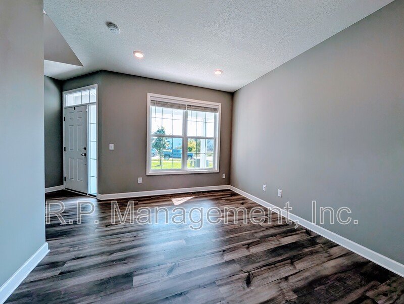 Welcome to 9850 Glacial Valley Road property image