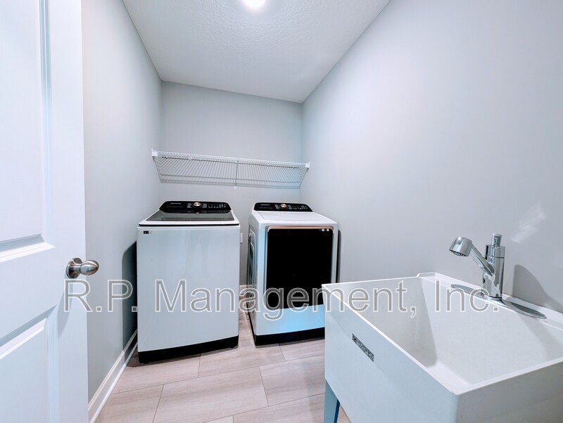 Welcome to 9850 Glacial Valley Road property image