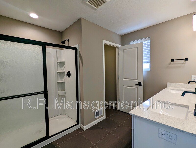 Beautiful New Construction 3Bdrm 2Bath townhome  Avail now!! property image