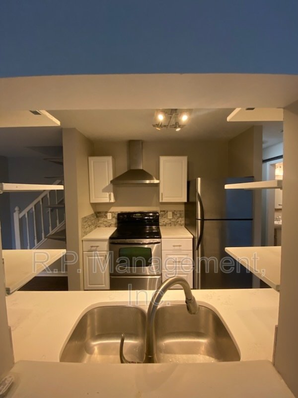 Beautiful Apple Valley Townhome,  Updated and available now! property image