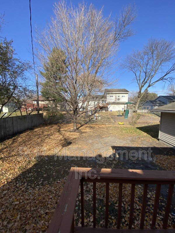 Rent this 3 bedroom 2 bathroom split entry home.  Available now!! property image