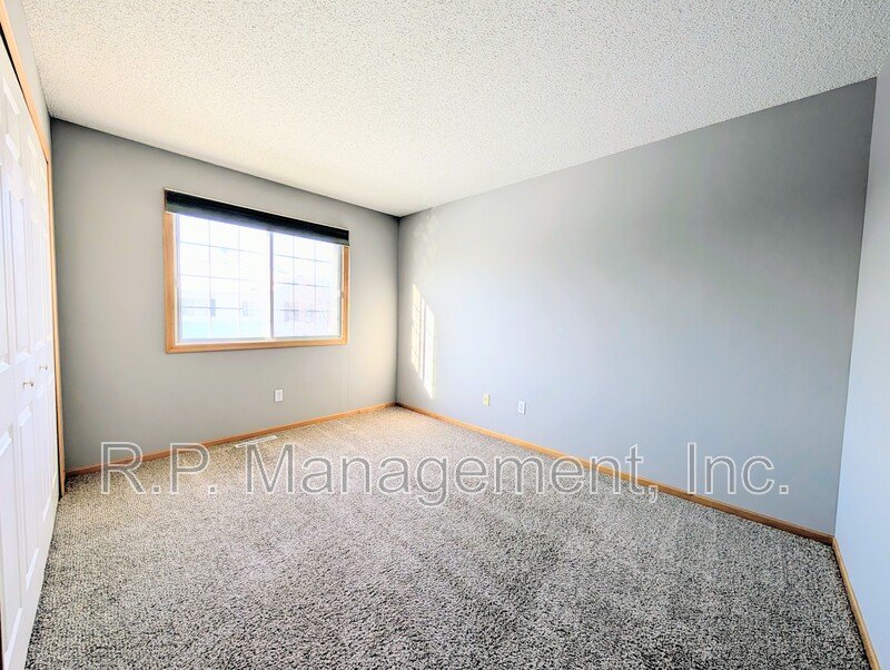Large 2bdrm townhome in a prime location! property image