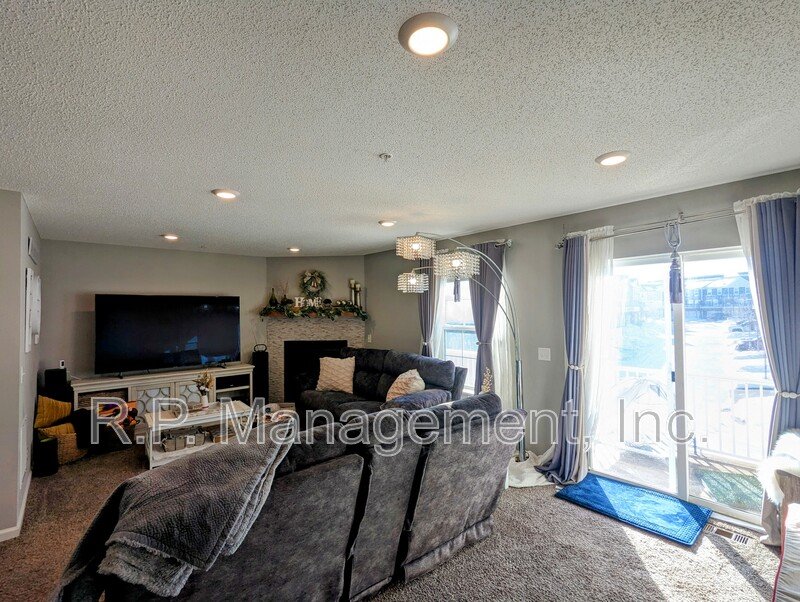 Newer construction 3Bdrm 3Bath townhome  Available 4/1 property image