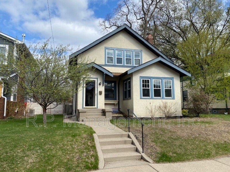 GORGEOUS 3BR/1.5BA blocks from Lake Harriet! 5/1 property image