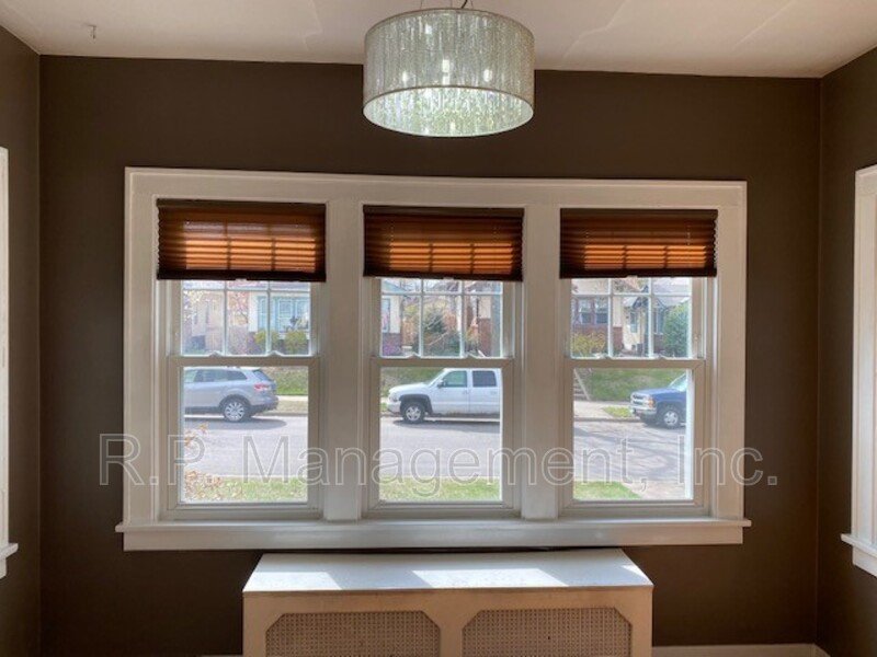 GORGEOUS 3BR/1.5BA blocks from Lake Harriet! 5/1 property image