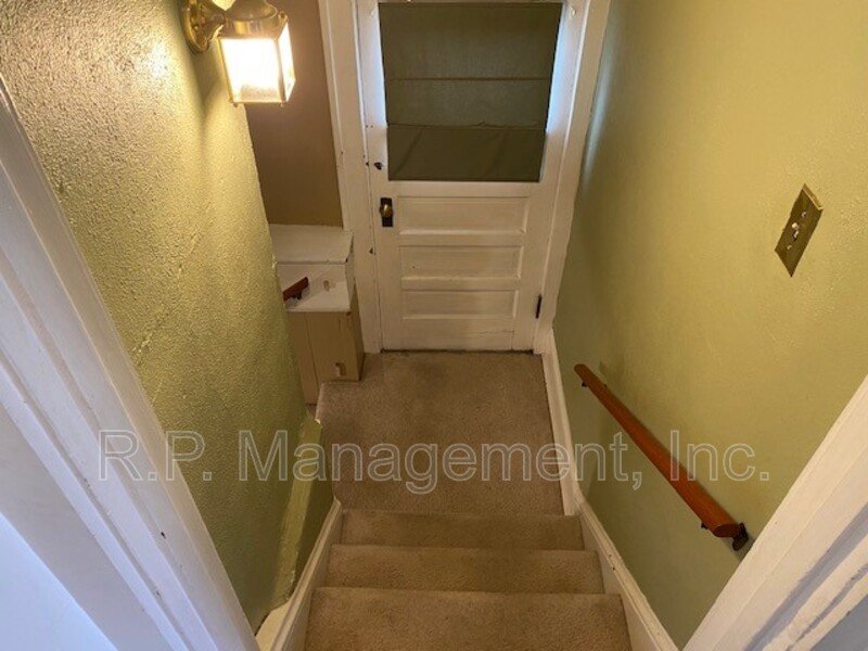 GORGEOUS 3BR/1.5BA blocks from Lake Harriet! 5/1 property image