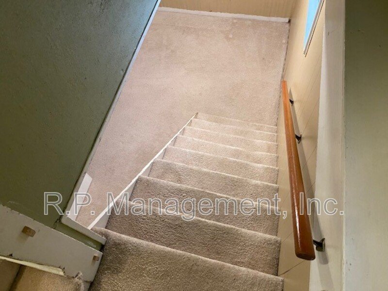 GORGEOUS 3BR/1.5BA blocks from Lake Harriet! 5/1 property image