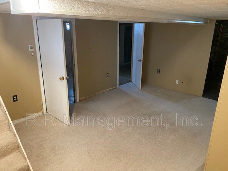 GORGEOUS 3BR/1.5BA blocks from Lake Harriet! 5/1 property image