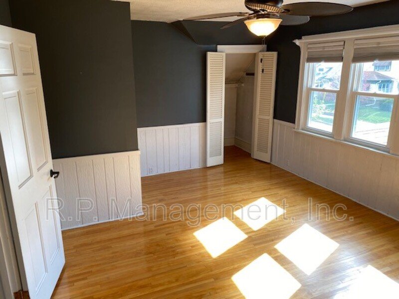 GORGEOUS 3BR/1.5BA blocks from Lake Harriet! 5/1 property image