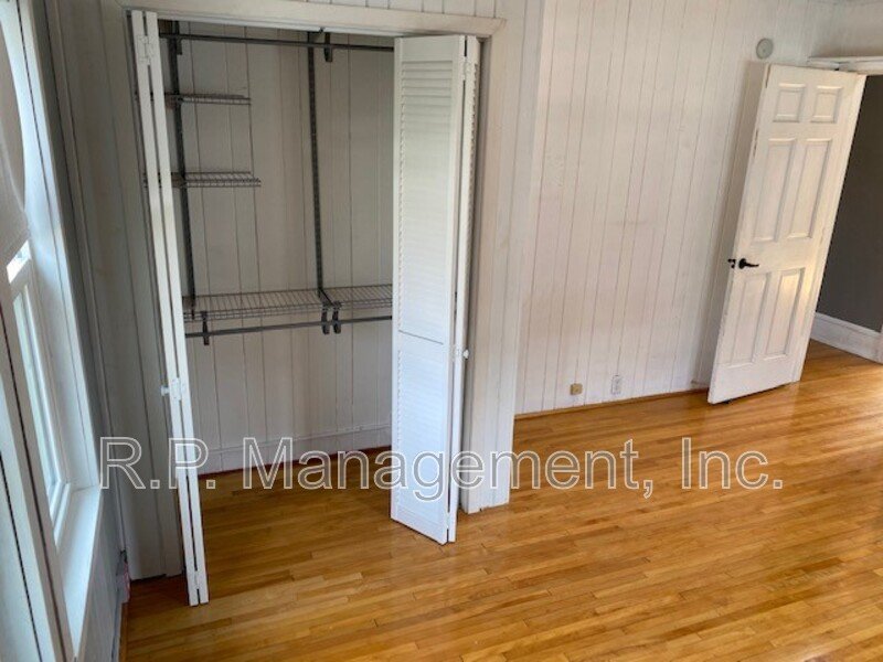 GORGEOUS 3BR/1.5BA blocks from Lake Harriet! 5/1 property image