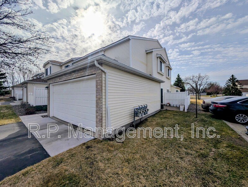 End unit townhome in a prime location  5/1 property image