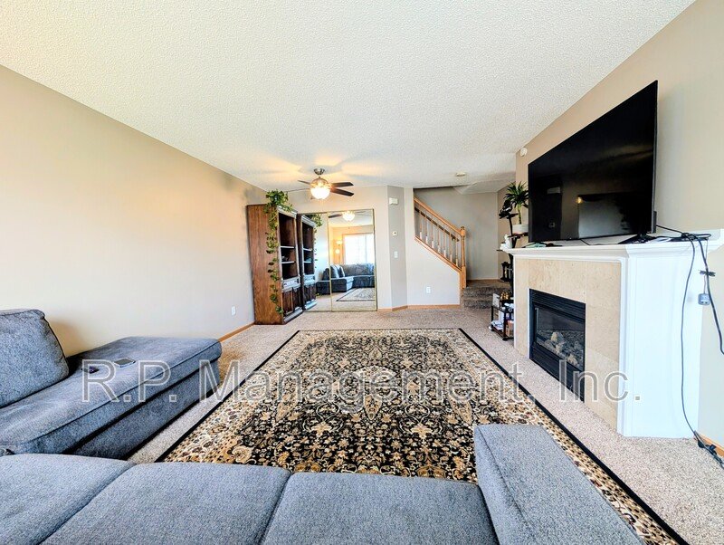 End unit townhome in a prime location  5/1 property image