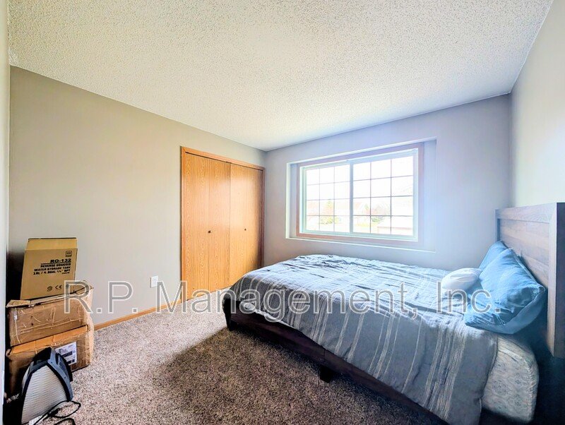 End unit townhome in a prime location  5/1 property image