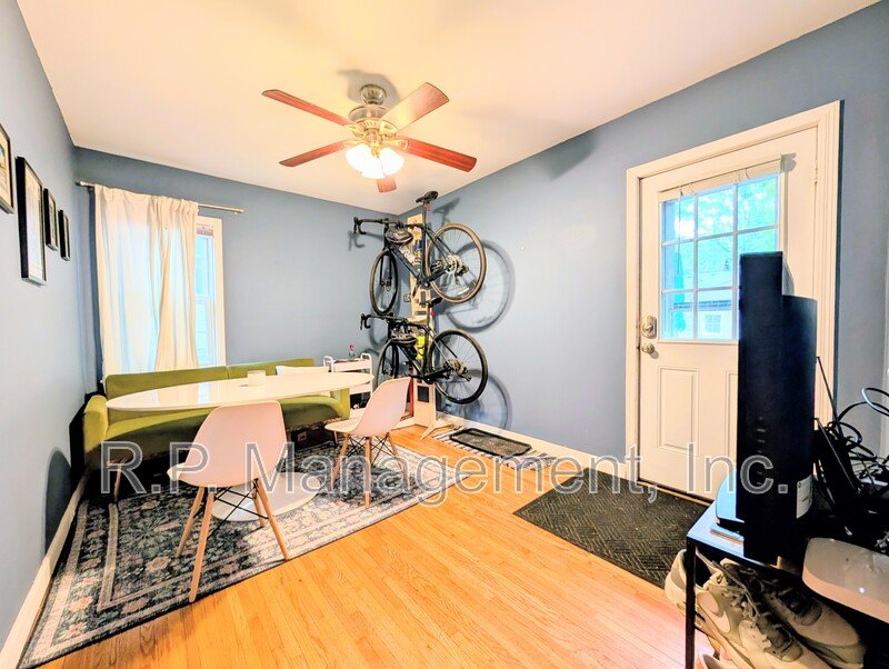 Updated 4bedroomm 2bath with amenities  Available 8/1 property image
