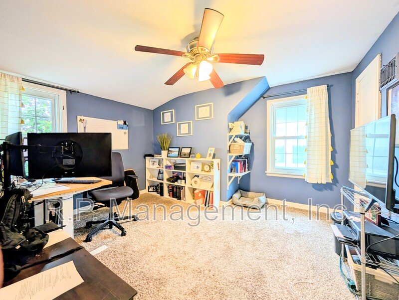 Updated 4bedroomm 2bath with amenities  Available 8/1 property image