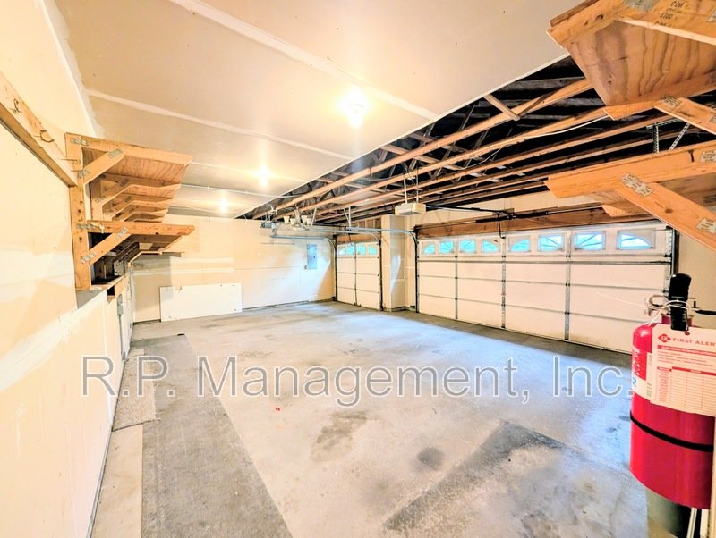 Ideal Split Entry Home. 8/10 property image