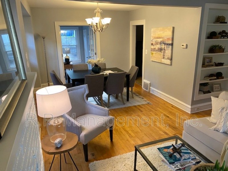 Adorable 3BR/2BA Uptown Mpls near lakes. property image