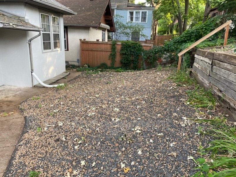 Adorable 3BR/2BA Uptown Mpls near lakes. property image