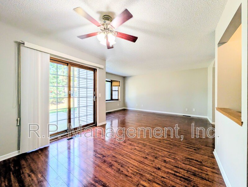 Charming & spacious 2BR/2BA Columbia Heights Townhome! property image