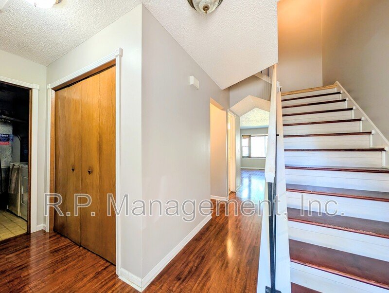 Charming & spacious 2BR/2BA Columbia Heights Townhome! property image