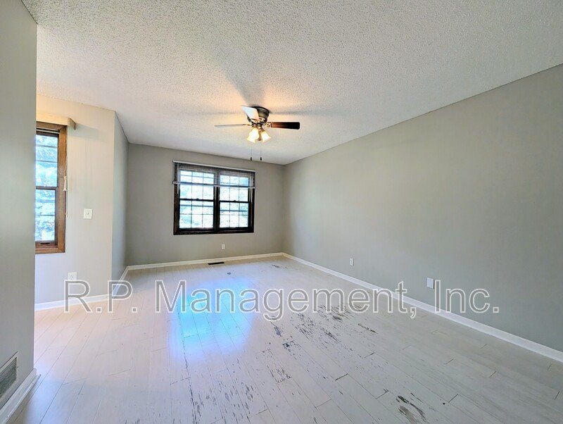 Charming & spacious 2BR/2BA Columbia Heights Townhome! property image