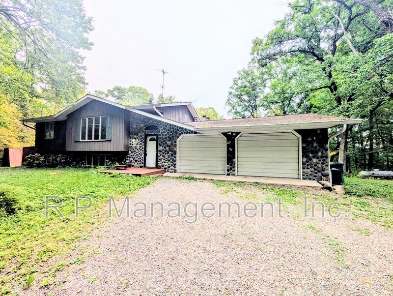 Country living 4bdrm 2bath home with amenities.  Available now! property image