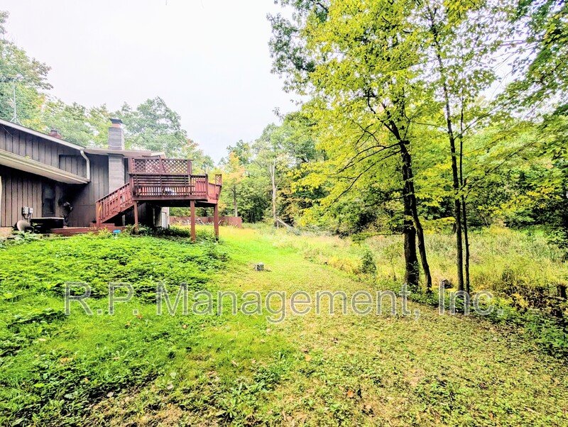 Country living 4bdrm 2bath home with amenities.  Available now! property image