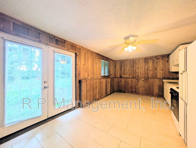 Country living 4bdrm 2bath home with amenities.  Available now! property image